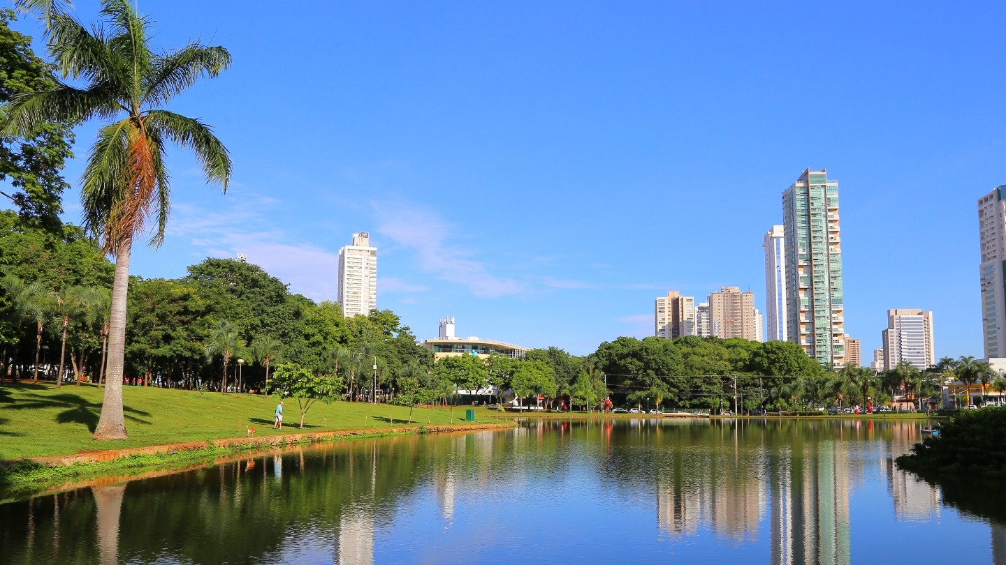 Domingo de eleição pode ter calor de 35°C e chuva: veja quando o tempo muda em Goiânia